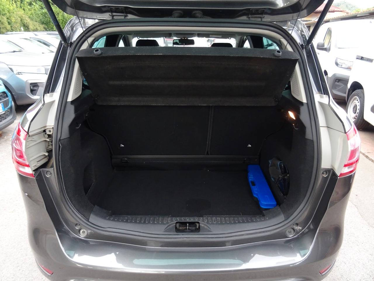 Ford B-Max 1.4 90 CV GPL Titanium