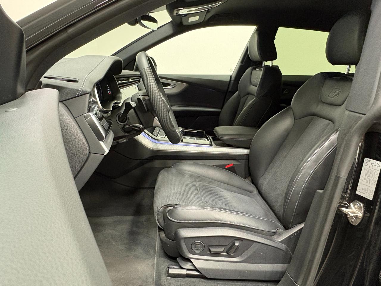 AUDI Q8 45 TDI MHEV TIPTRONIC QUATTRO S-LINE EDITION