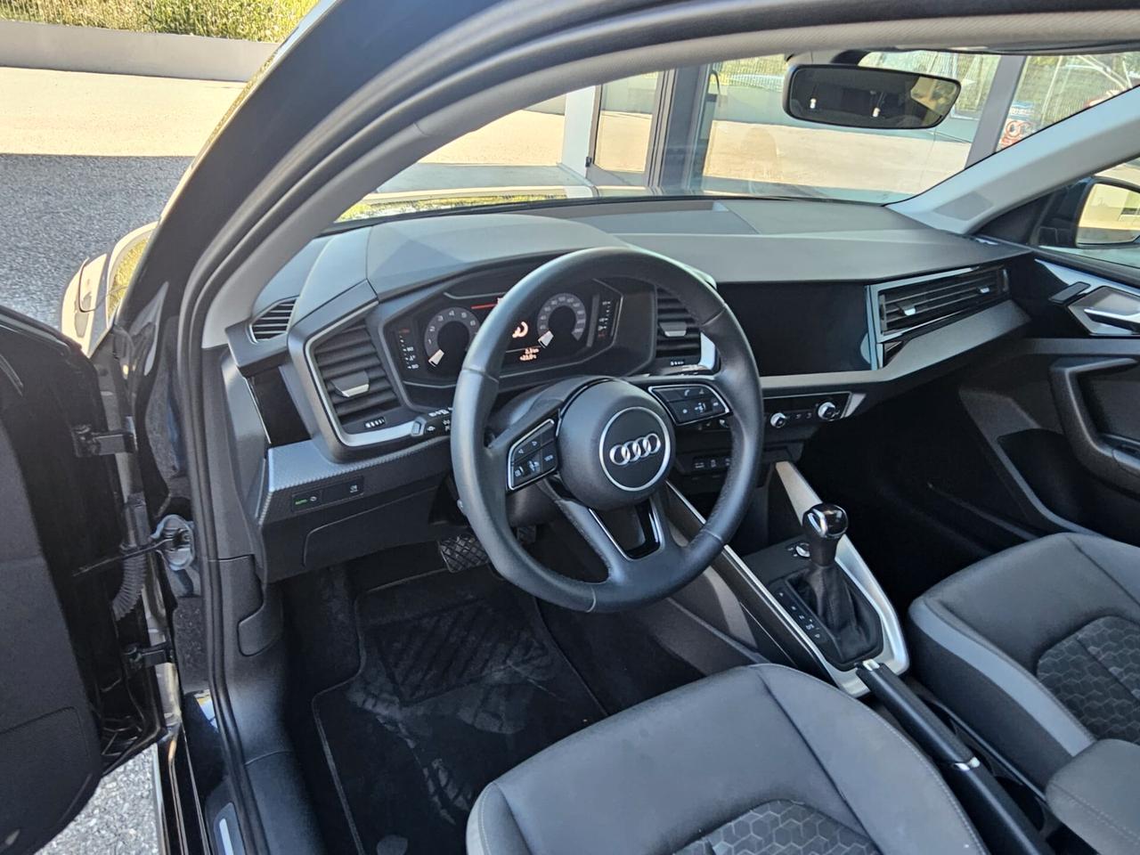Audi A1 SPB 35 TFSI S tronic line edition