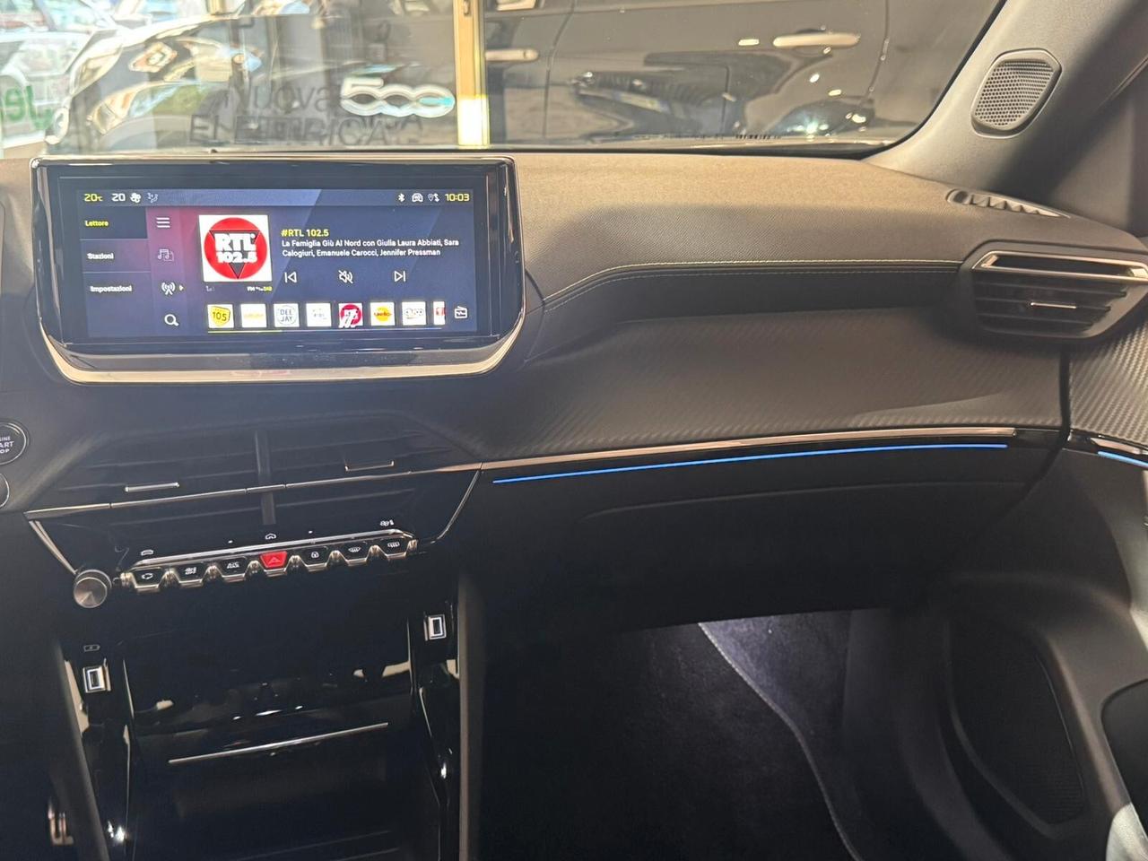Peugeot 2008 Hybrid 136 e-DCS6 GT