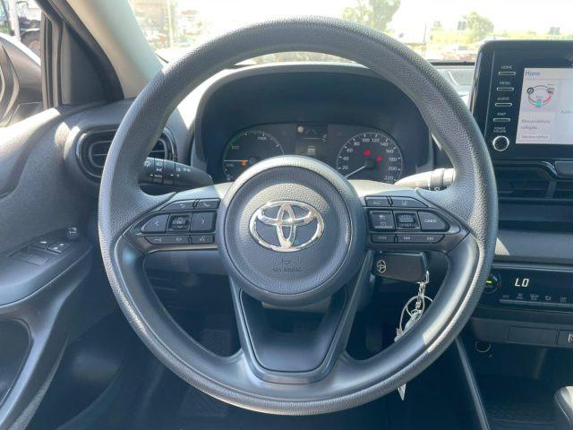 TOYOTA Yaris 1.5 Hybrid 5 porte Active
