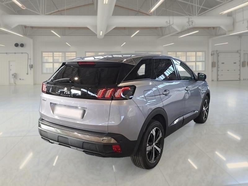 PEUGEOT 3008 BlueHDI 130 S/S Allure
