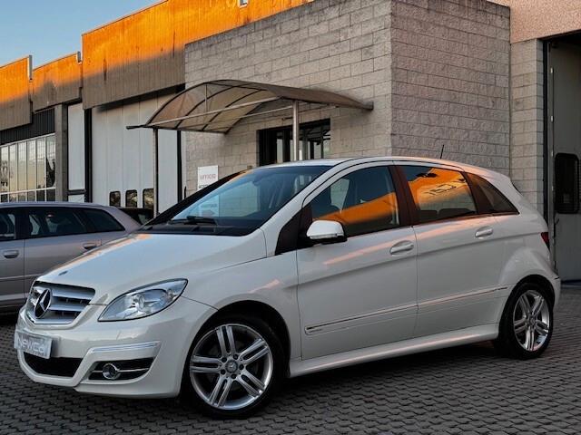 Mercedes-benz B 180 B 200 CDI BlueEFFICIENCY Premium