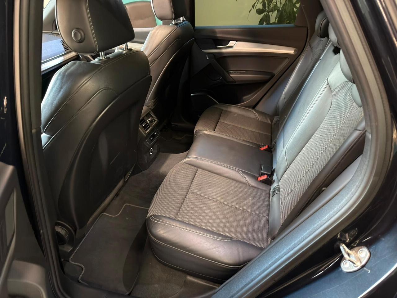 Audi Q5 40 TDI quattro S tronic line plus/TETTO