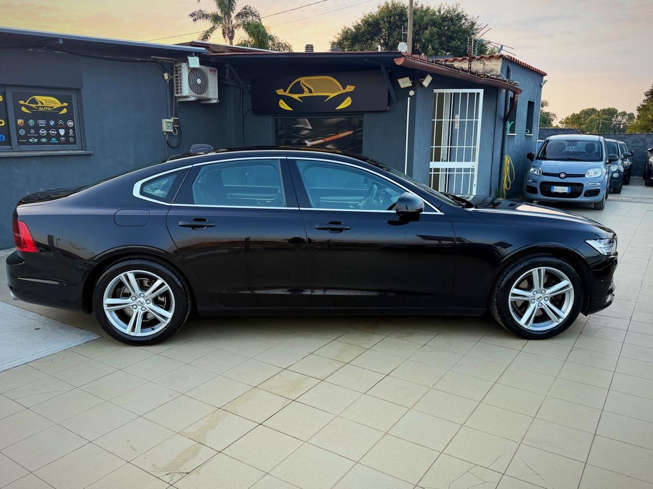 Volvo S90 D4 Geartronic R-design Garanzia 12 Mesi