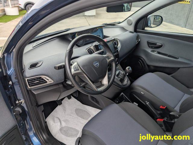 LANCIA Ypsilon 1.0 FireFly 5P S&S Hybrid Gold 5 posti - Ruotino