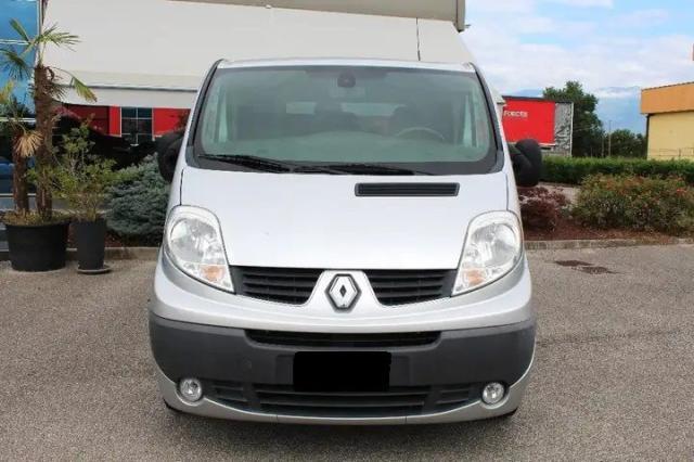 Renault Trafic 2.5 tdCi 115cv 9 posti Motore Nuovo