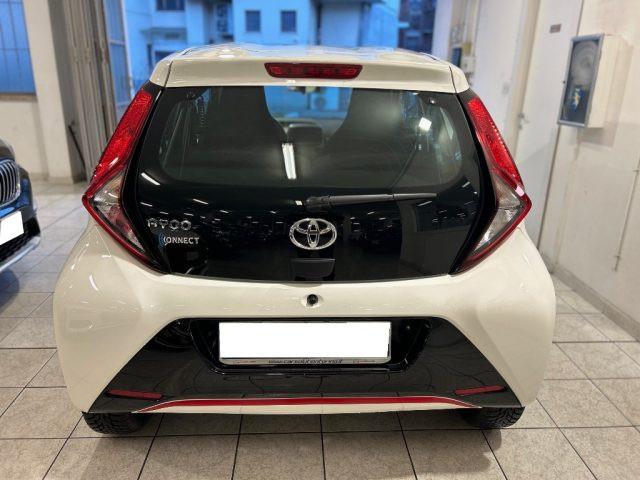 TOYOTA Aygo Connect 1.0 VVT-i 72 CV 5 porte x-play