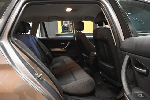 BMW 318 d 2.0 TOURING ATTIVA 143CV RESTAILING AFFARE UNICO