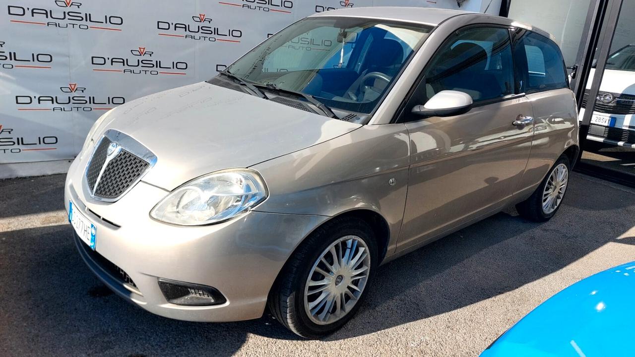 Lancia Ypsilon 1.2 GPL