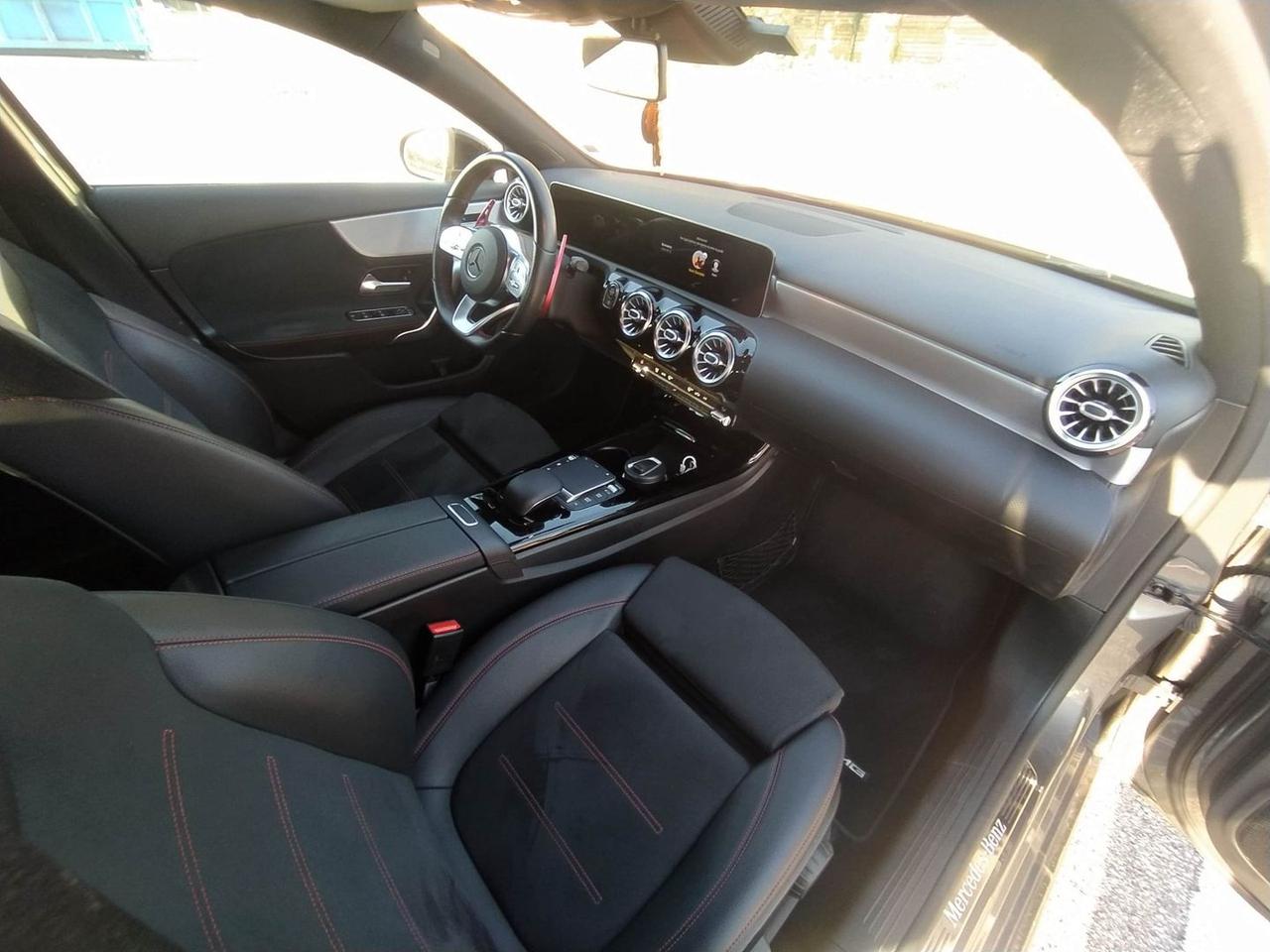 Mercedes-Benz A 250 PREMIUM #50030