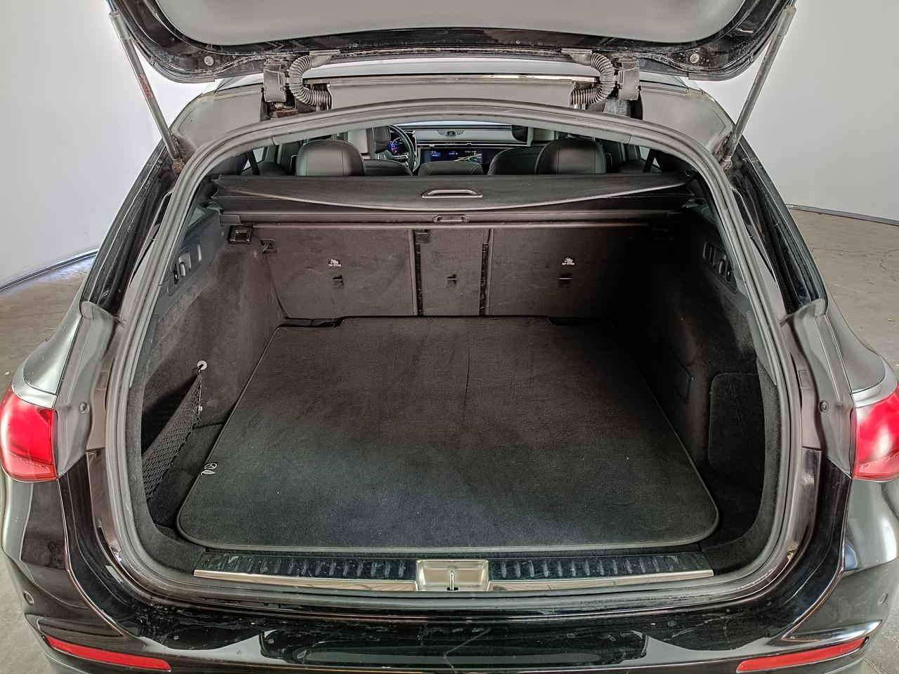 Mercedes-Benz Classe E - S214 SW - E SW 220 d AMG Line Premium Plus auto