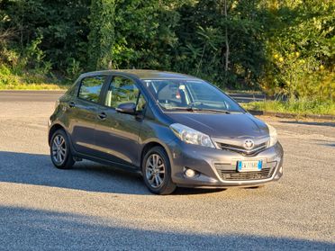 Toyota Yaris 1.0 5 porte Lounge CV-69 E5B Manuale NEO 2014