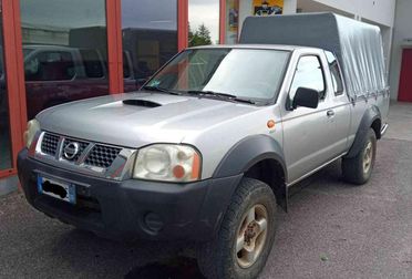 NISSAN Navara 2.5 dCi 2 porte King Cab SE