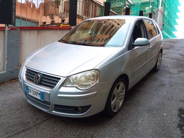 Volkswagen Polo 1.4/80CV TDI 5p. Sportline