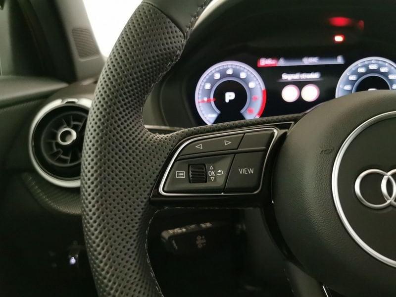 Audi Q2 35 1.5 tfsi Identity Black s-tronic