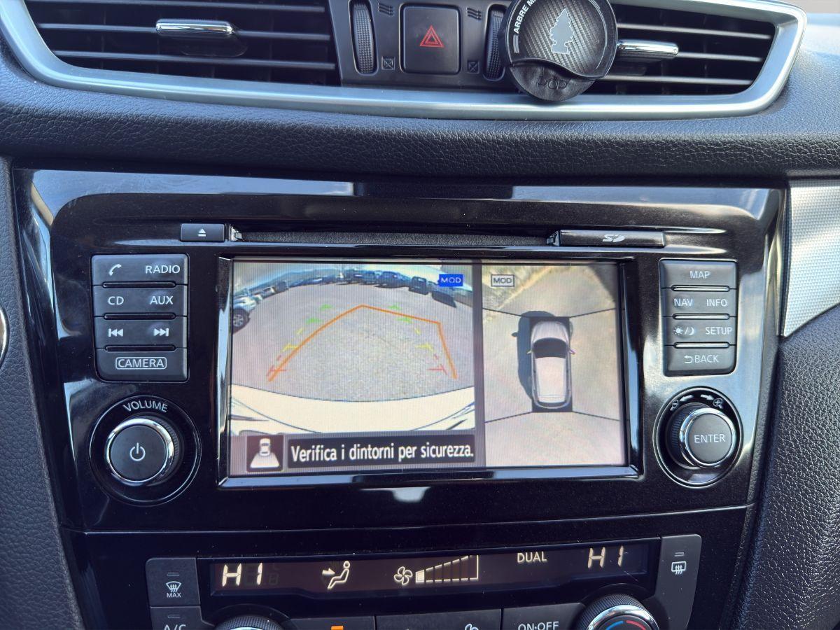 NISSAN - Qashqai - 1.5 dCi 110 CV Tekna+ TETTO TELECAMERA