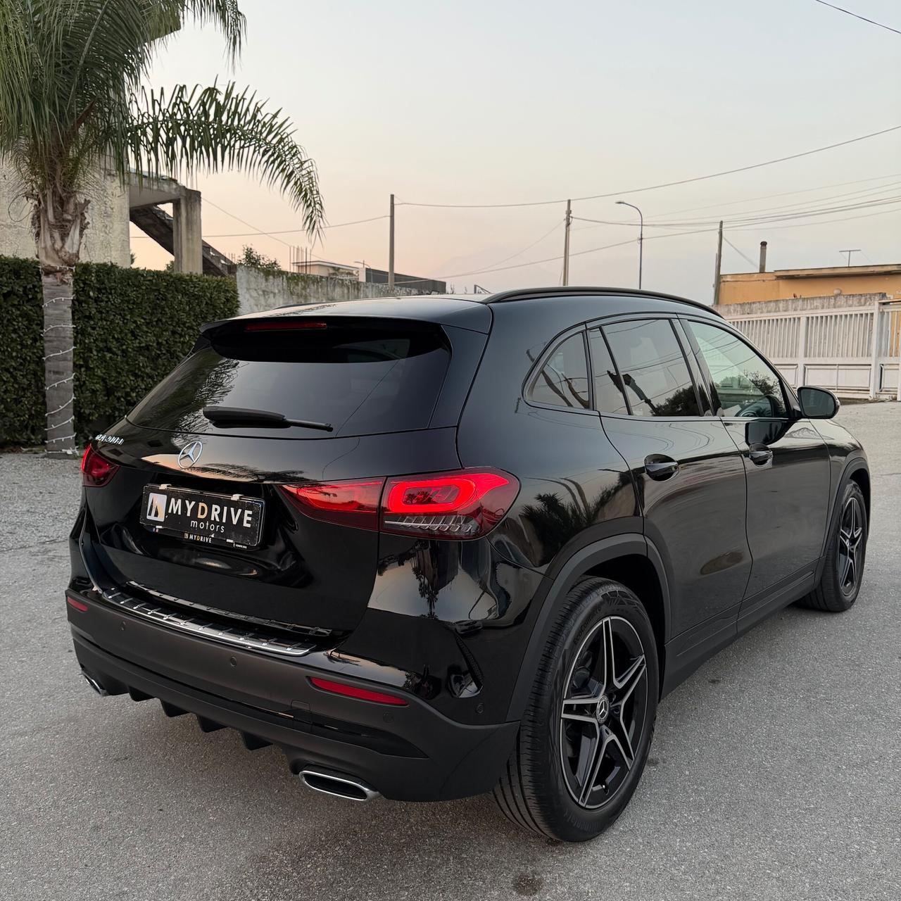 Mercedes-benz GLA 200d AMG Premium Full