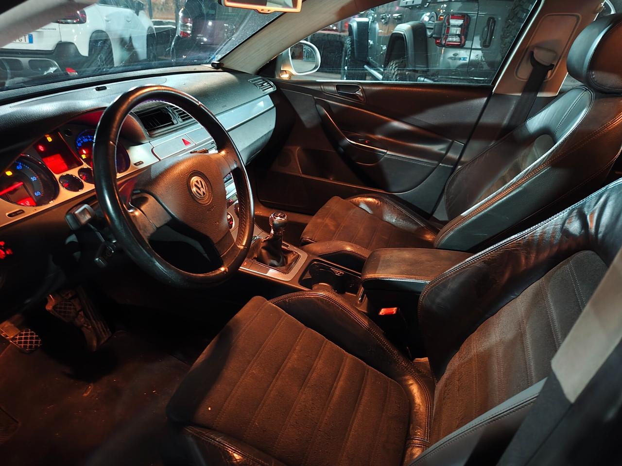 Volkswagen Passat 2.0 TDI Highline gancio di traino