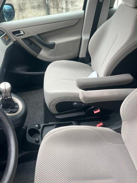 Citroen C4 Picasso 1.8 Elegance