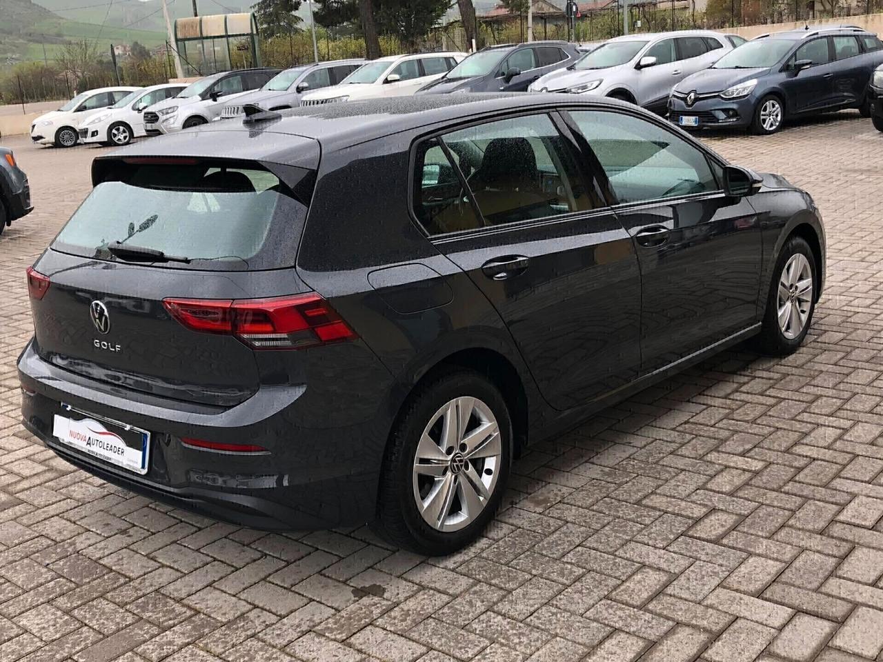 Volkswagen Golf 8 2.0 TDI 116 cv 2021 navi nuova