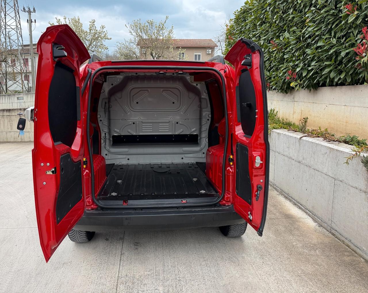 Fiat Fiorino 1.3 MJT 95CV Cargo Adventure Km 59000