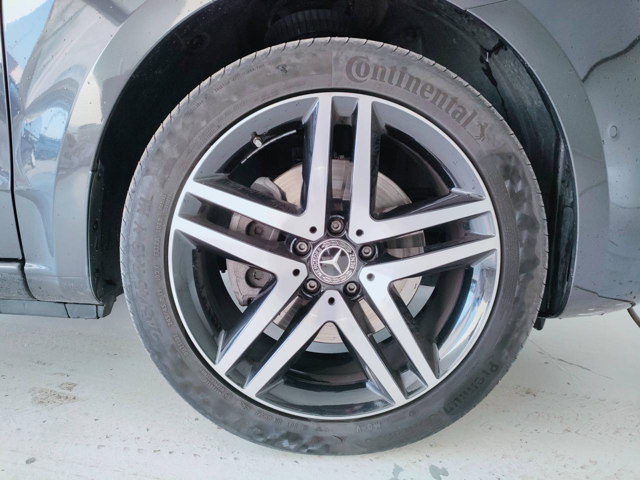 Mercedes-Benz Classe V 2024 Extralong - V Extralong 250 d Avantgarde auto