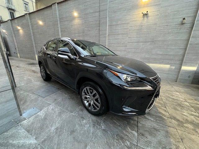 LEXUS NX 300h Hybrid 4WD Business