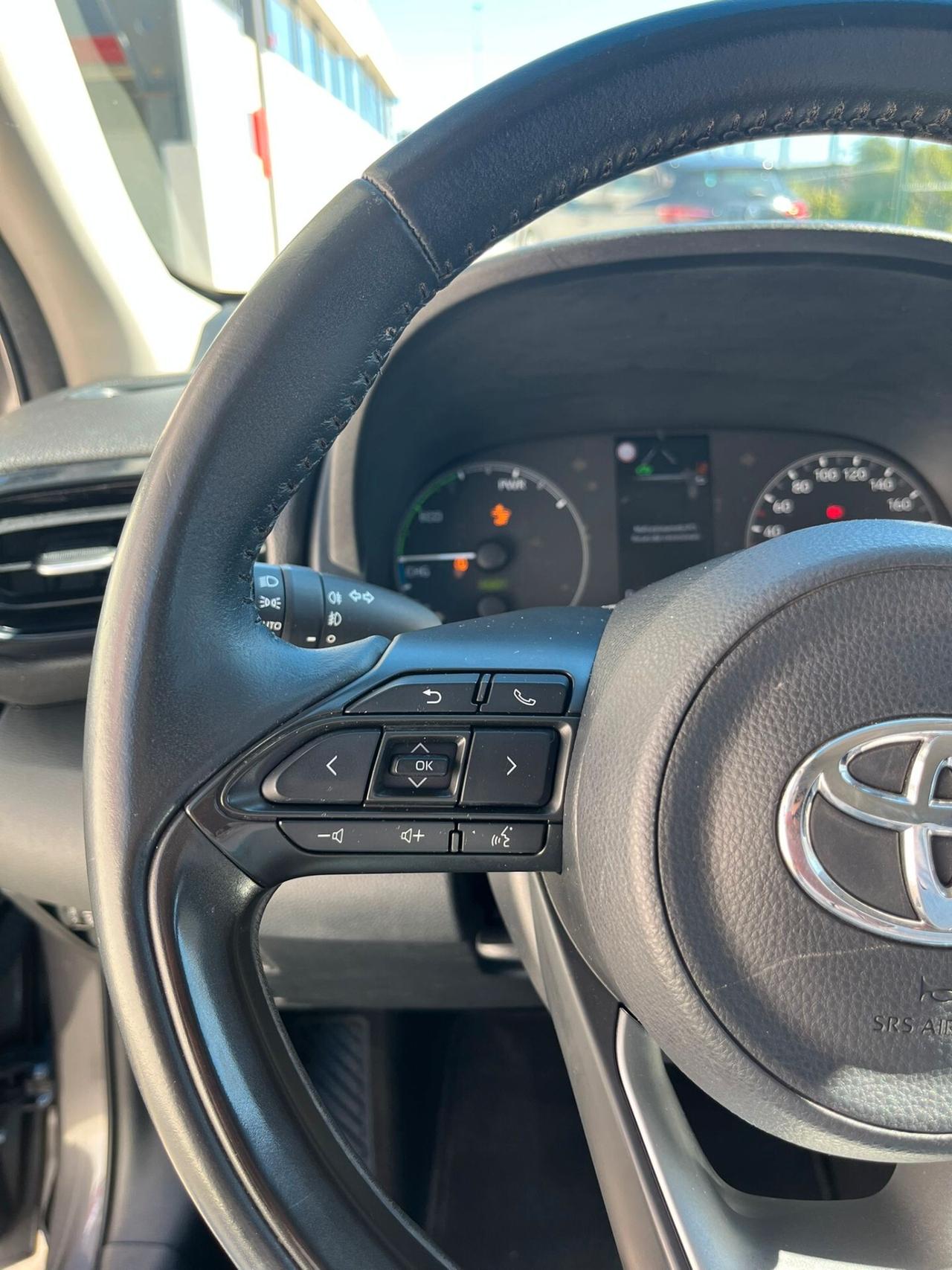 Toyota Yaris 1.5 Hybrid 5 porte Business