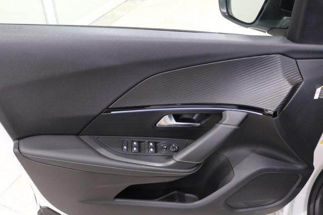 PEUGEOT 2008 BlueHDi 130 S&S EAT8 GT Line"PARI NUOVO"