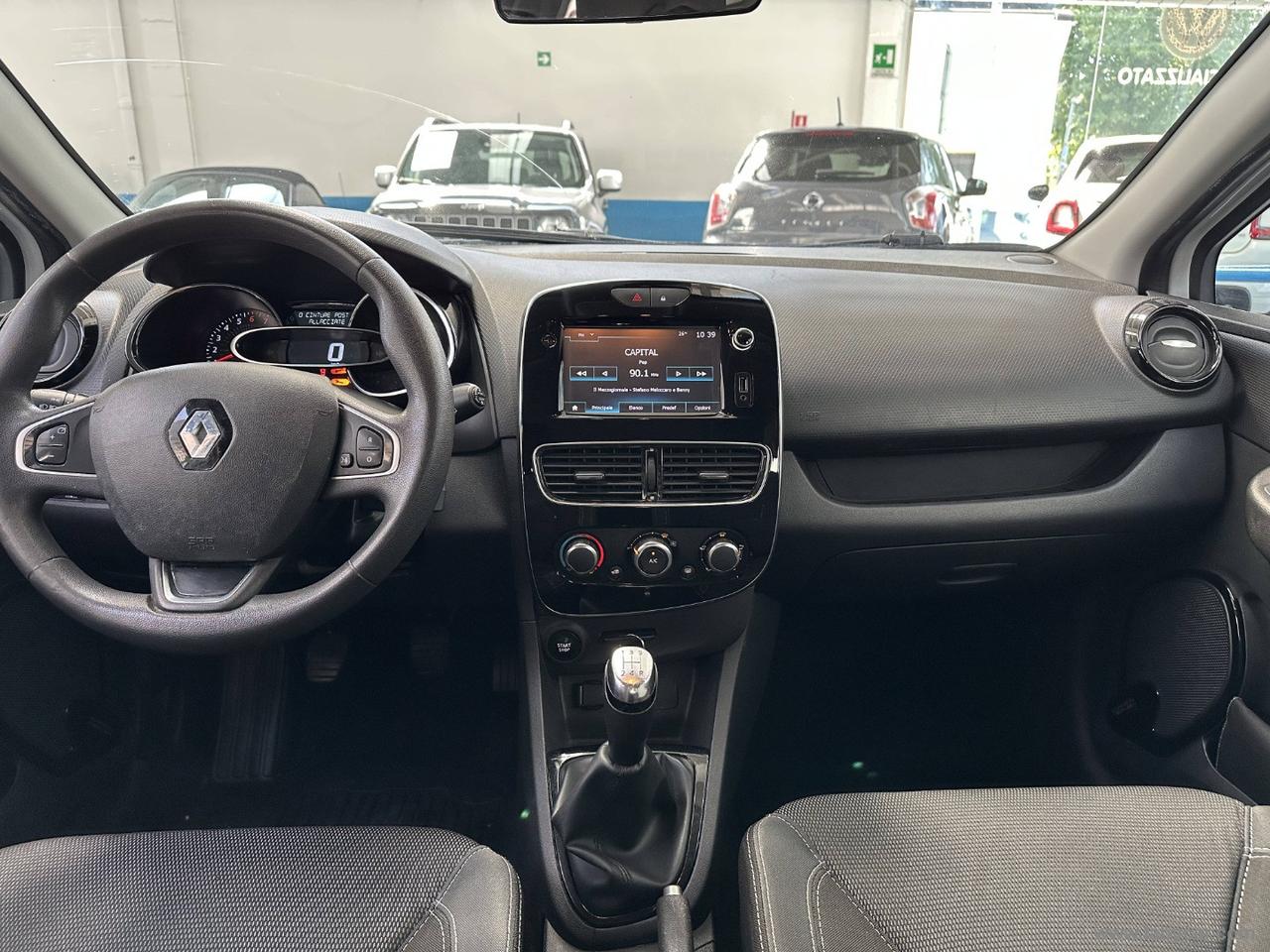 RENAULT Clio Sporter 1.2 75 CV Duel2