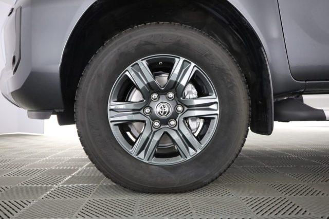 TOYOTA Hilux Hilux 2.4 D-4D A/T 4WD 4 porte Double Cab Lounge