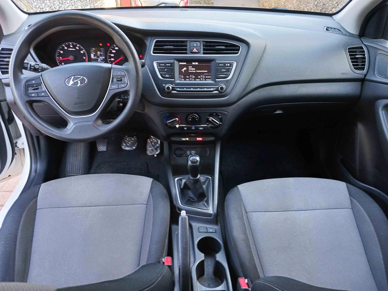 Hyundai i20 1.2 - 49mila km