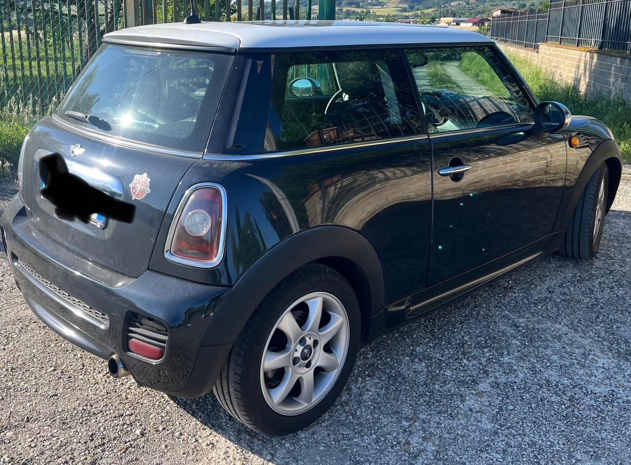 Mini 1.6 16V Cooper D
