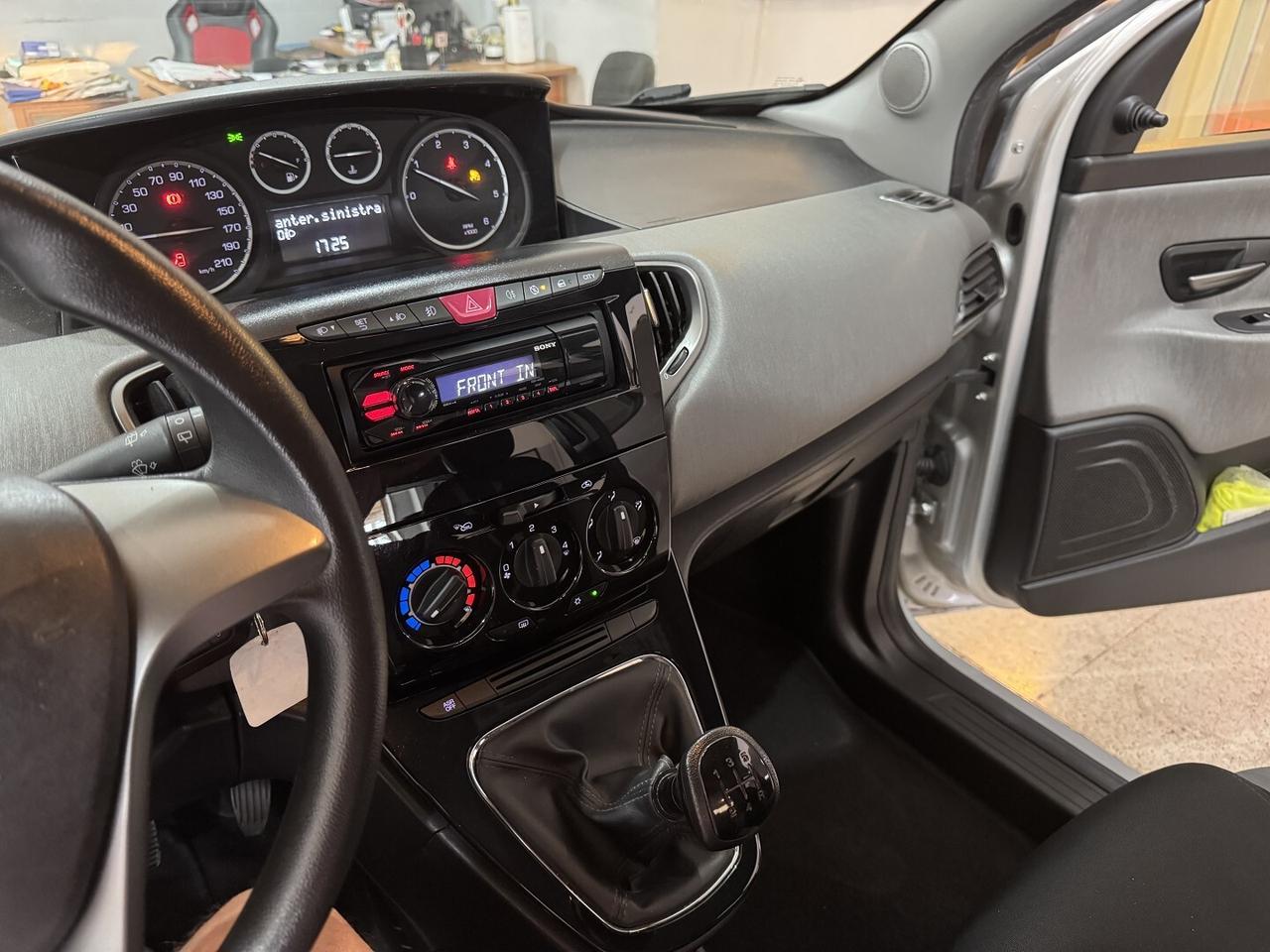 YPSILON 1.3 MTJ 95 cv.