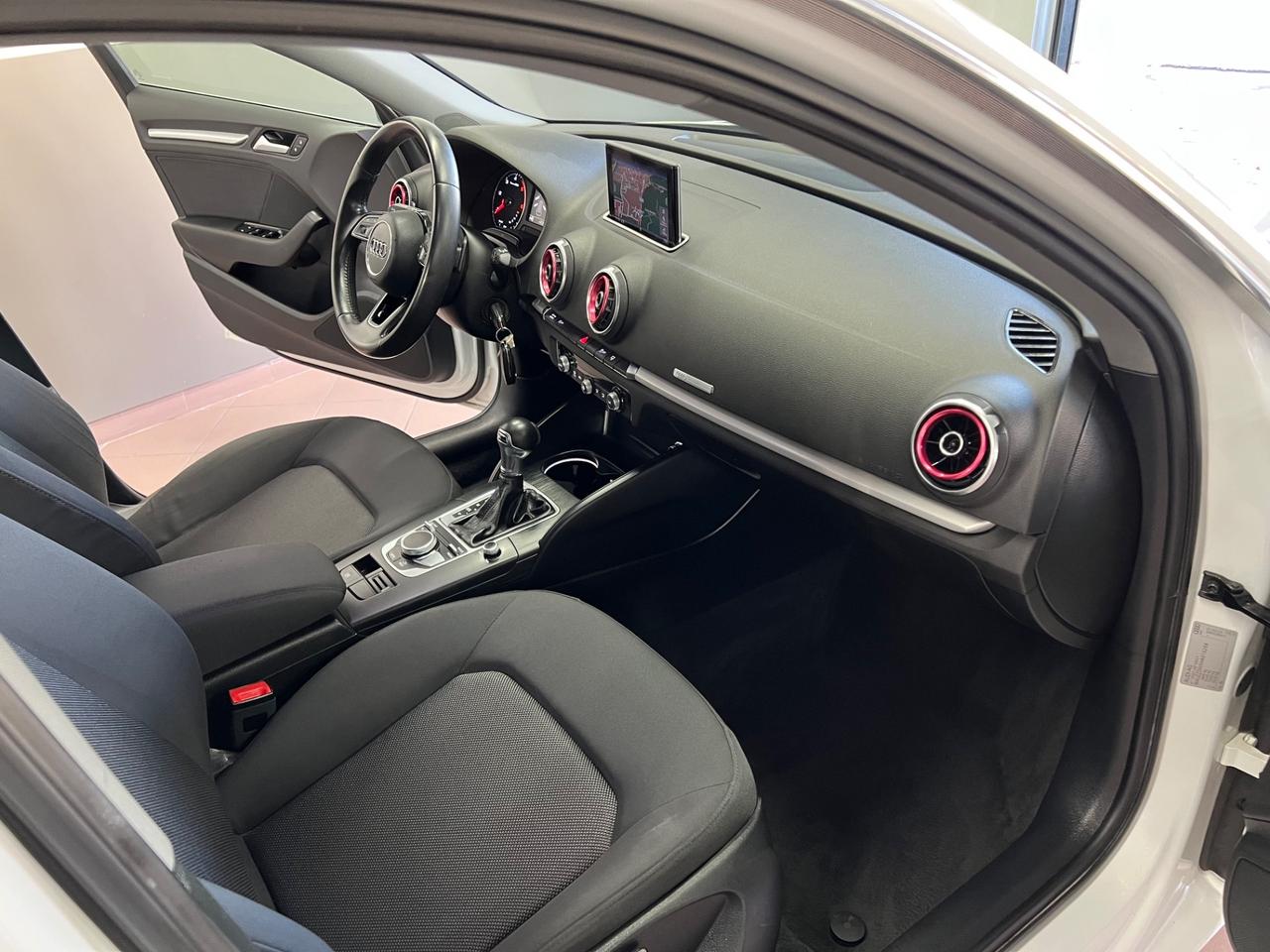 Audi A3 SPB 1.6 TDI S tronic Business