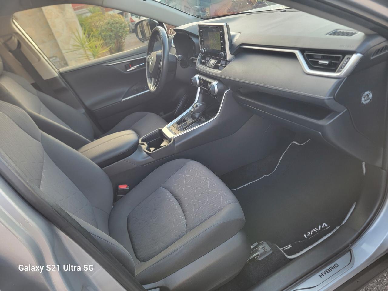 Toyota RAV 4 RAV4 2.5 HV (218CV) E-CVT 2WD Active GARANZIA