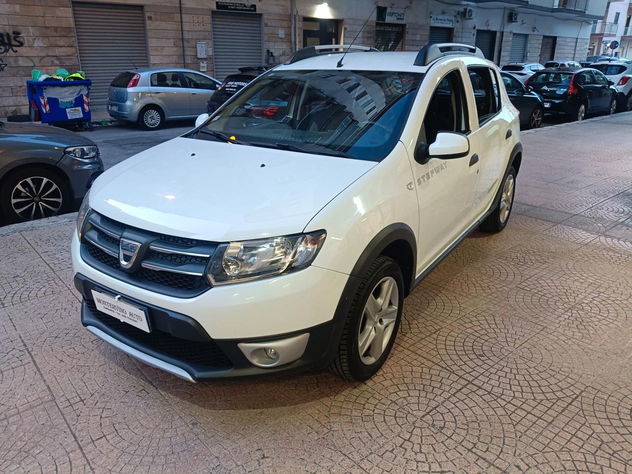 Dacia Sandero Stepway 1.5 dCi 90CV-UNIPRO-Euro8200