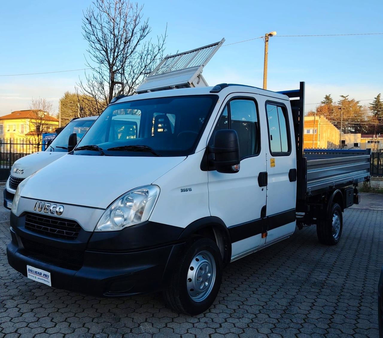 Iveco Daily 35 S15 cassone ribaltabile ( 48.929 km)