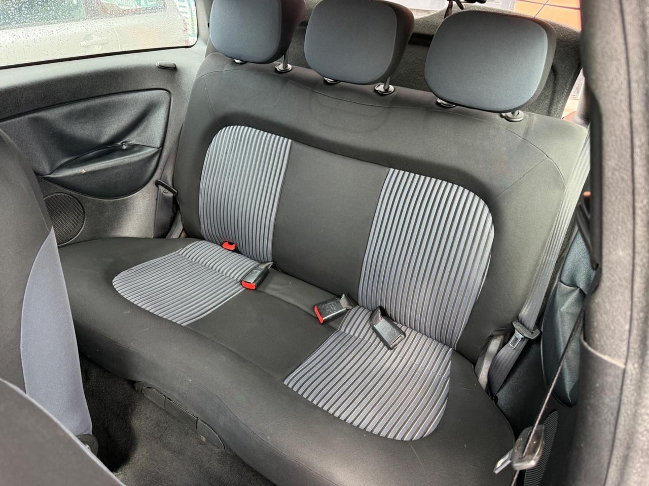 Lancia Ypsilon 1.3MJT 75CV Platino NEOPATENTATI