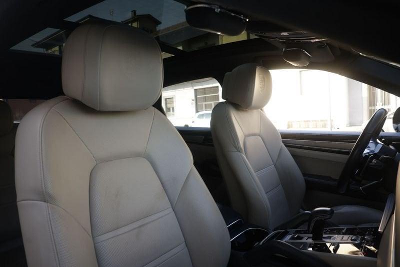 Porsche Cayenne 3.0 V6 E-Hybrid Tetto Panoramico Unicoproprietario