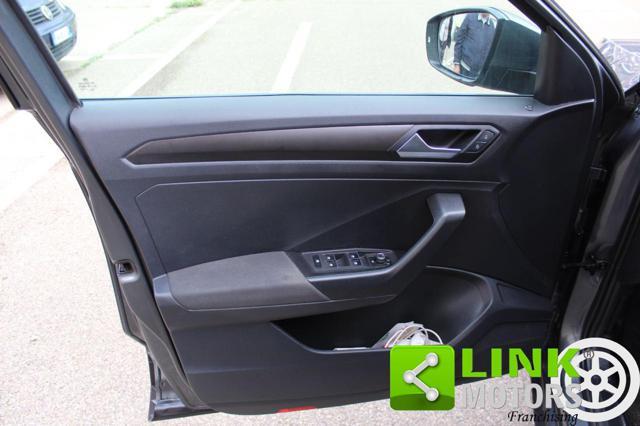 VOLKSWAGEN T-Roc 1.6 TDI SCR Style BlueMotion Technology