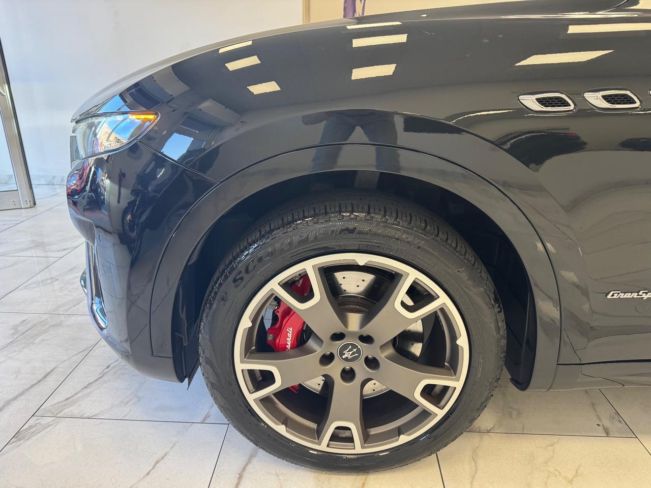 Maserati Levante V6 AWD Gransport