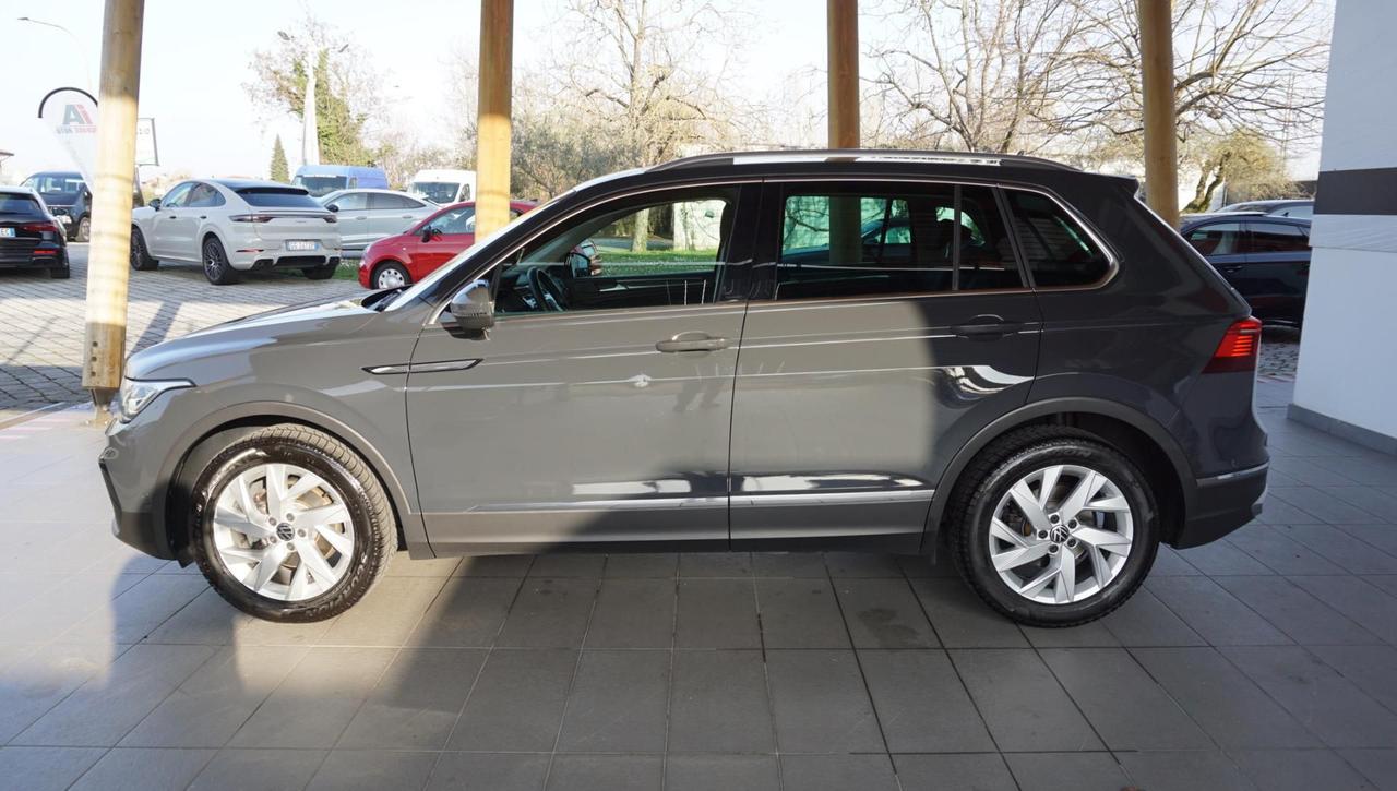 Volkswagen Tiguan 2.0 TDI 150 CV SCR DSG Elegance
