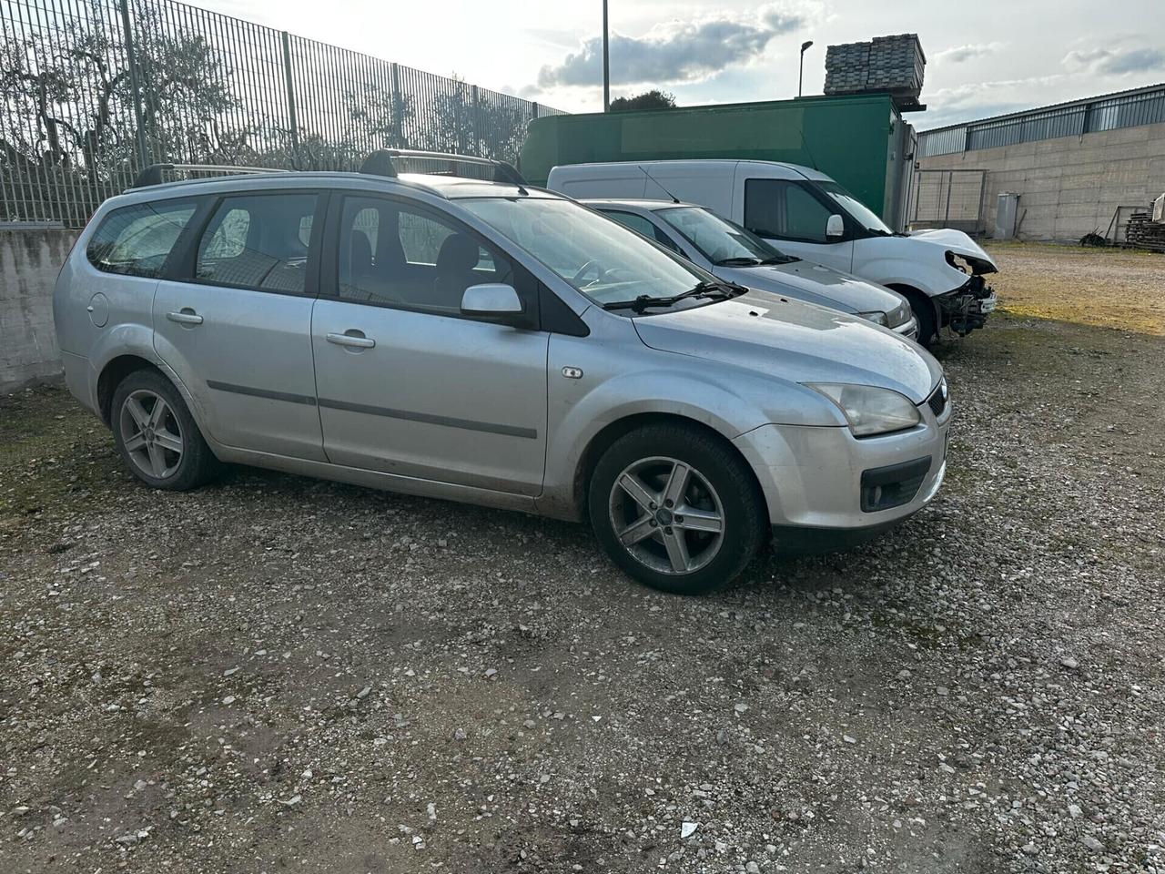 Ford Focus 1.6 TDCi-- MOTORE DA SOSTITUIRE--
