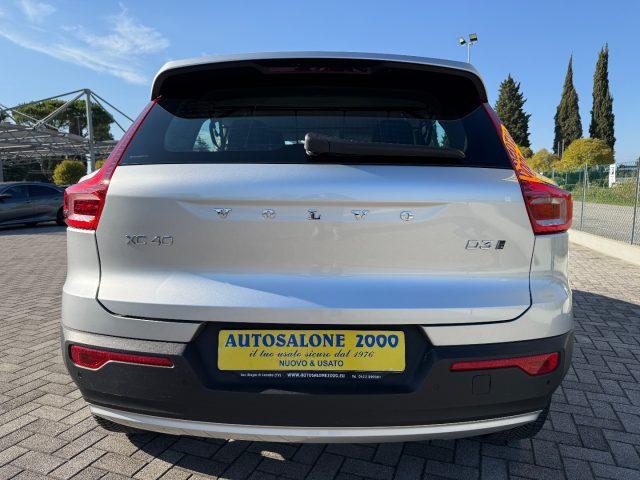 VOLVO XC40 D3 AWD Geartronic Momentum