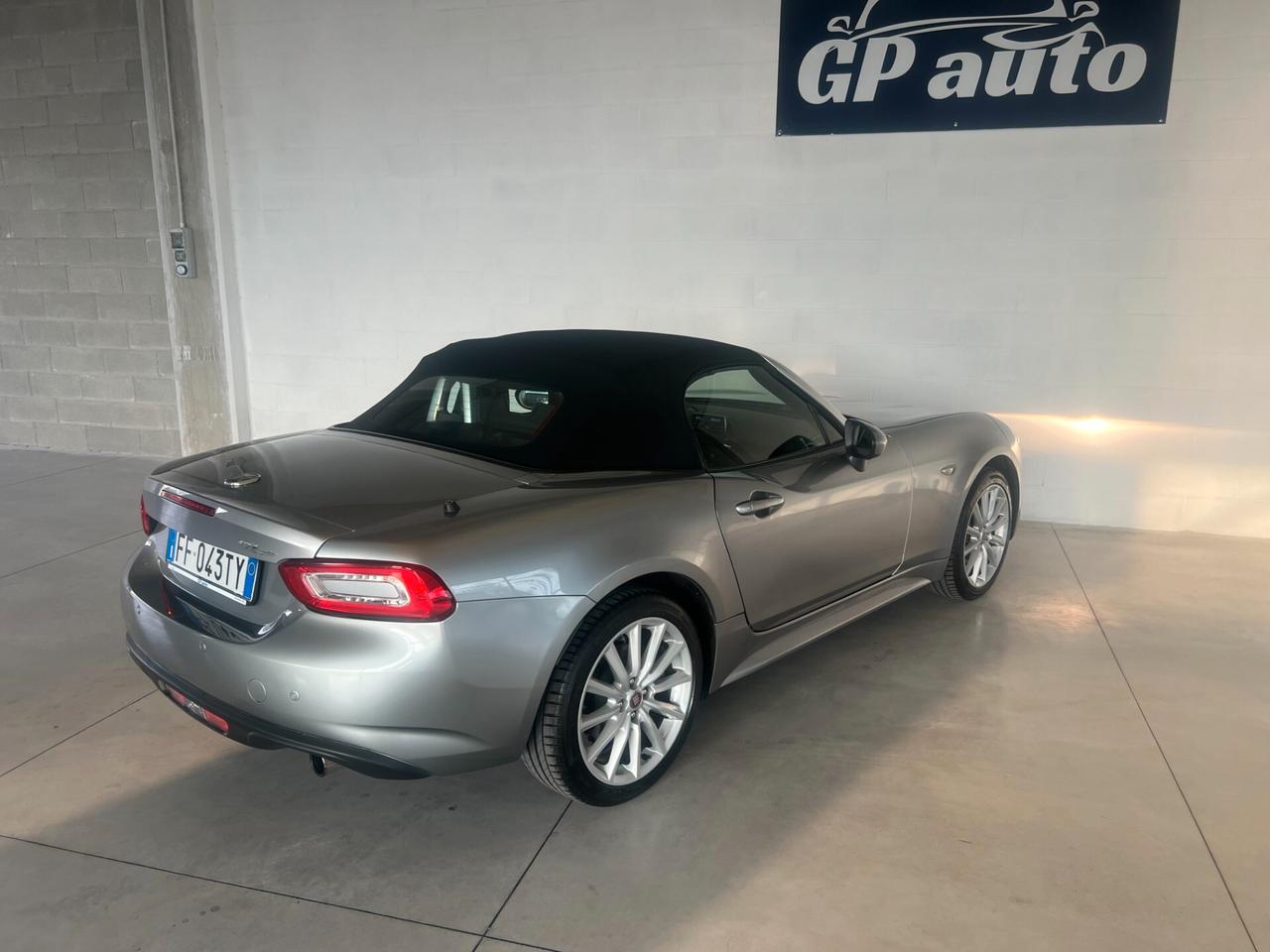 Fiat 124 Spider 1.4 MultiAir ANNO 2017 KM 135.227