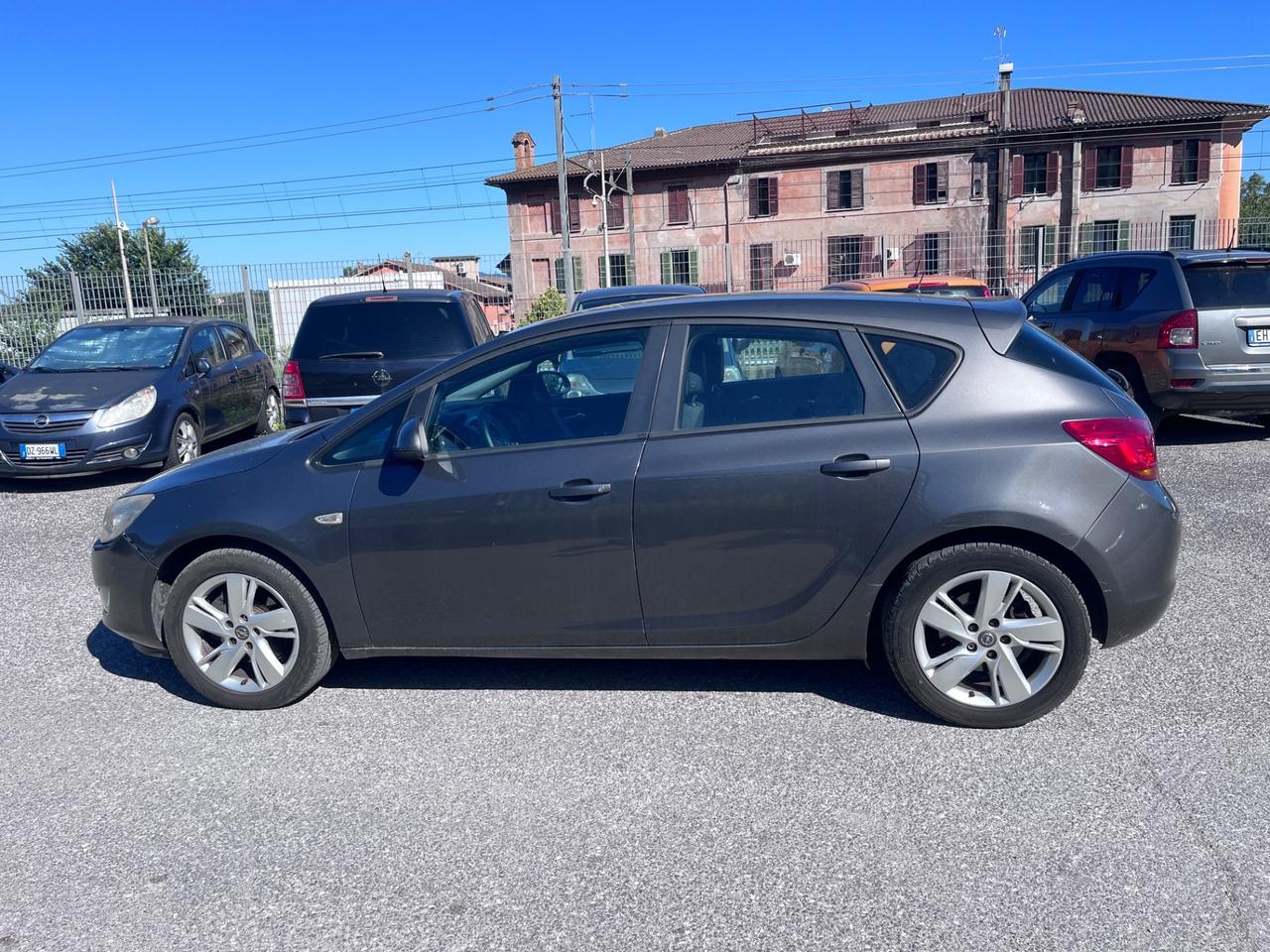 Opel Astra 1.7 CDTI 110CV 5 porte Elective