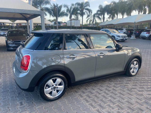 MINI One 1.5 One D Business 5 porte **NEOPATENTATI**