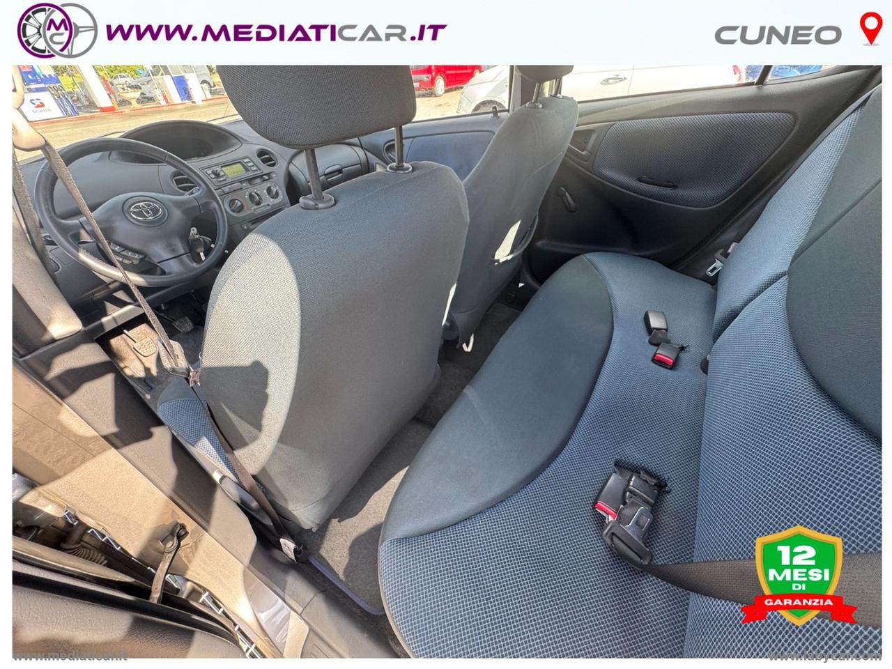 TOYOTA Yaris 1.0 16V 5p.